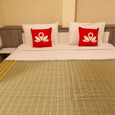 Zen Rooms Samsen 3 Bangkok Exterior photo