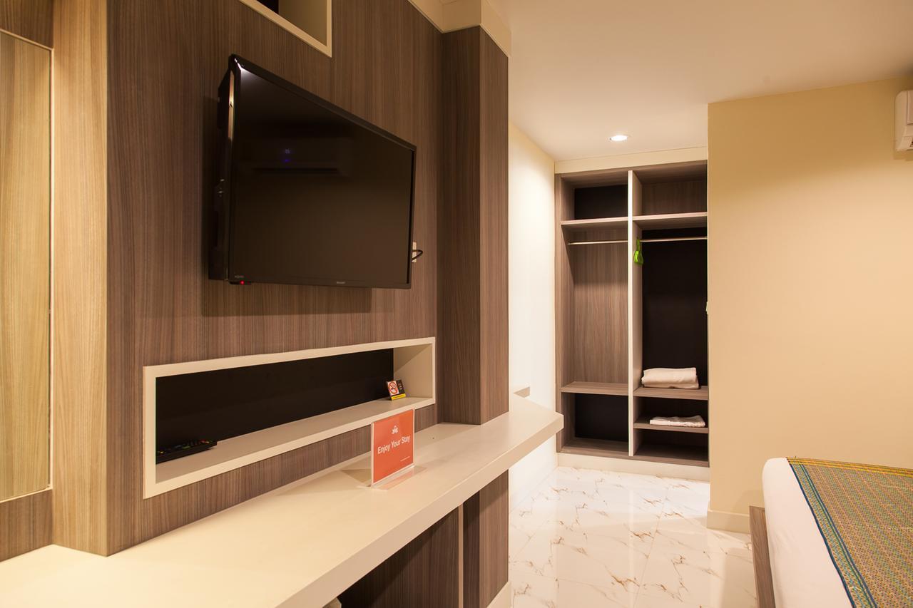 Zen Rooms Samsen 3 Bangkok Exterior photo