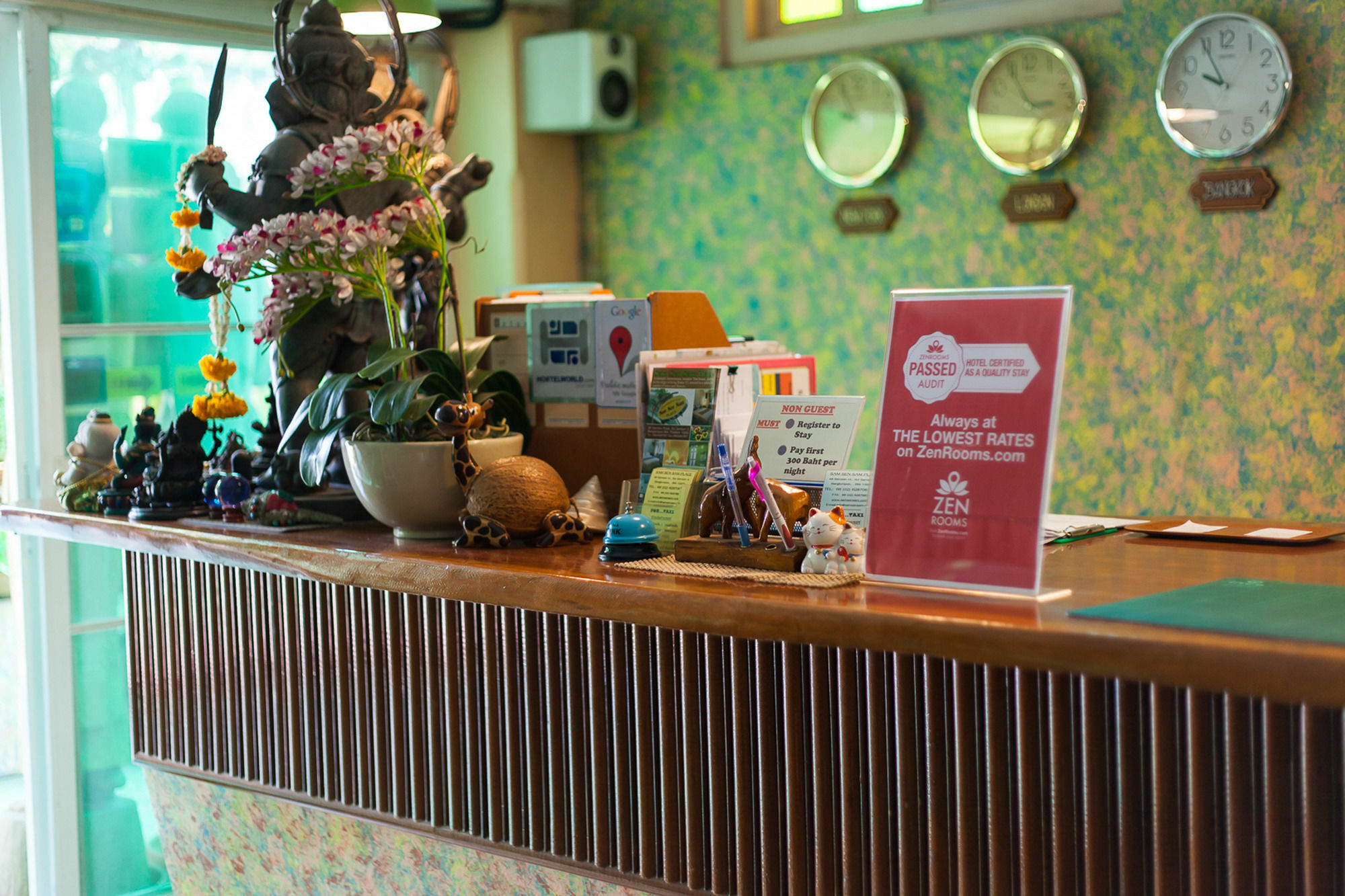 Zen Rooms Samsen 3 Bangkok Exterior photo